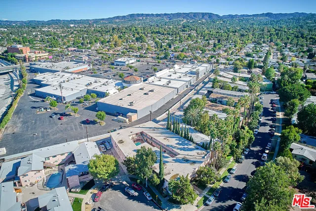 $399,000 | 6520 Shirley Avenue, Unit 14, Reseda, CA 91335