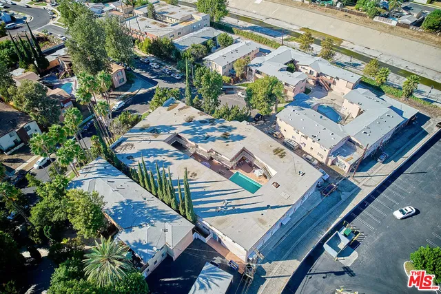 $399,000 | 6520 Shirley Avenue, Unit 14, Reseda, CA 91335