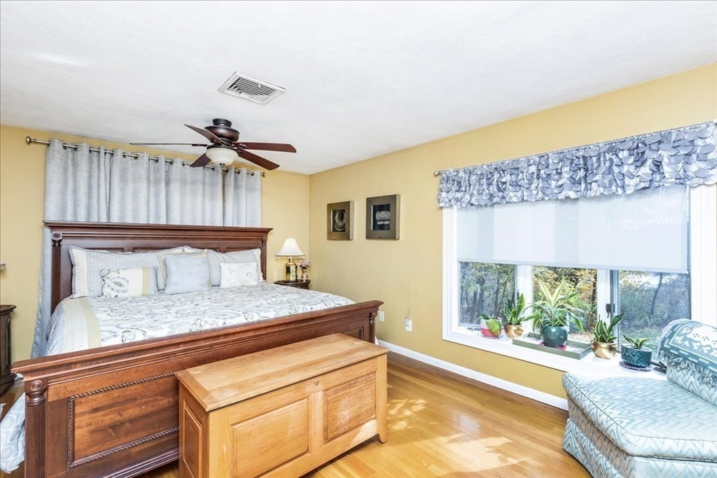 11 Spring Street Danvers, MA 01923 - Photo 17 of 42