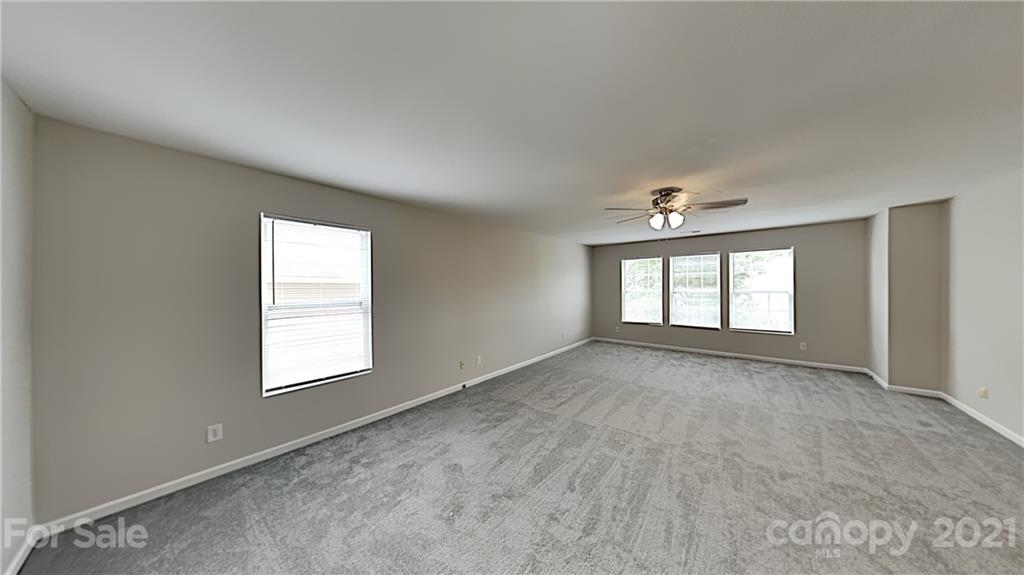 8617 Rockmoor Ridge Road Charlotte, NC 28215 - Photo 8 of 20 Gallery Image 8
