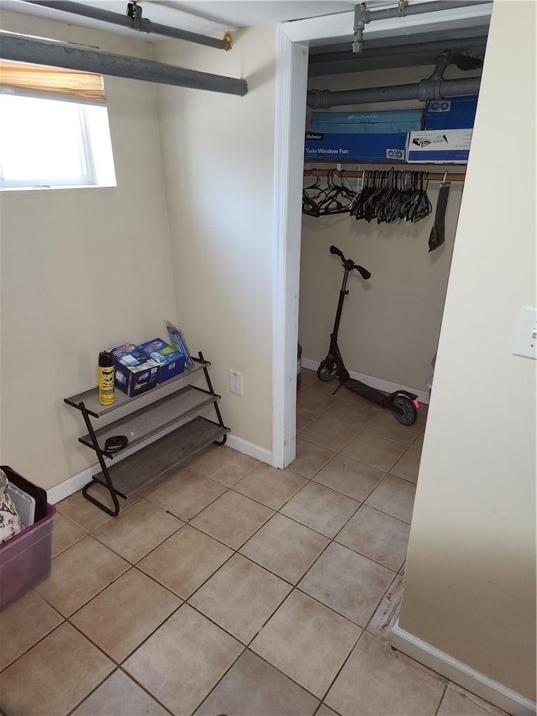 3393 Ely Avenue Bronx, NY 10469 - Photo 29 of 36