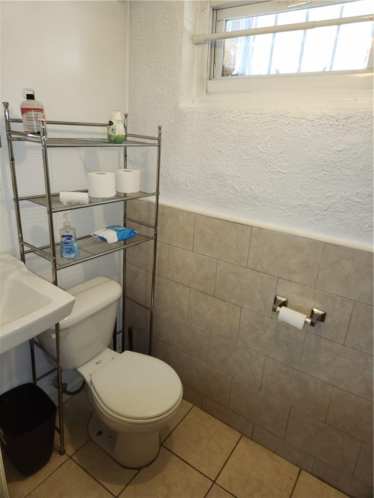 3393 Ely Avenue Bronx, NY 10469 - Photo 30 of 36