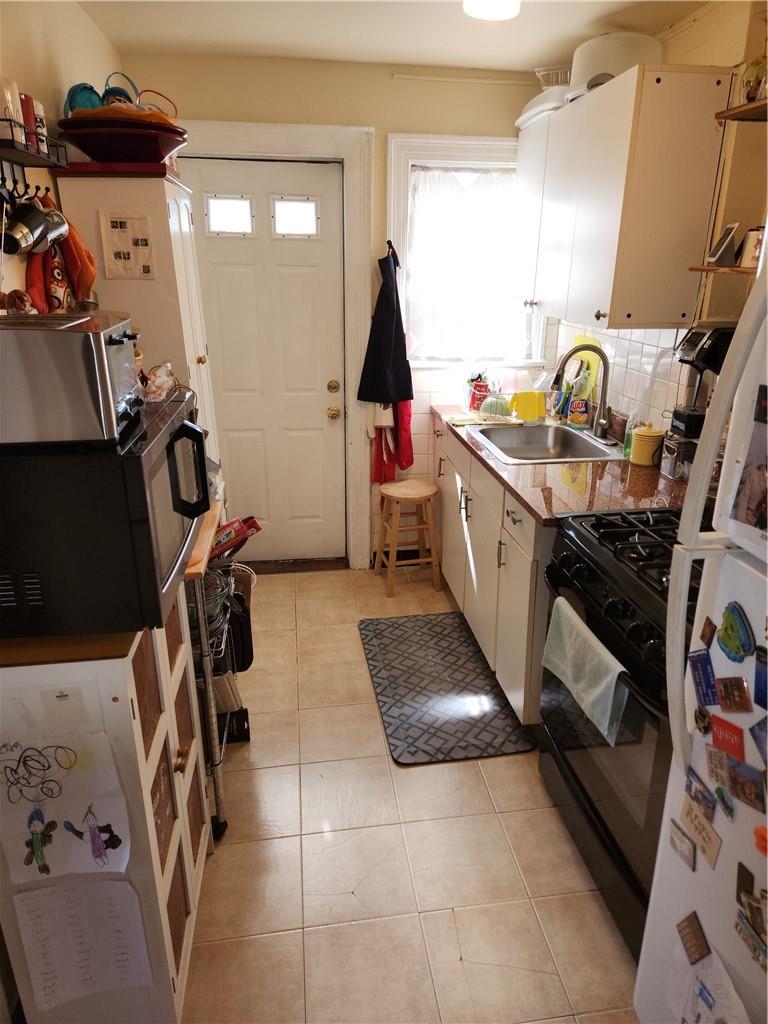 3393 Ely Avenue Bronx, NY 10469 - Photo 9 of 36