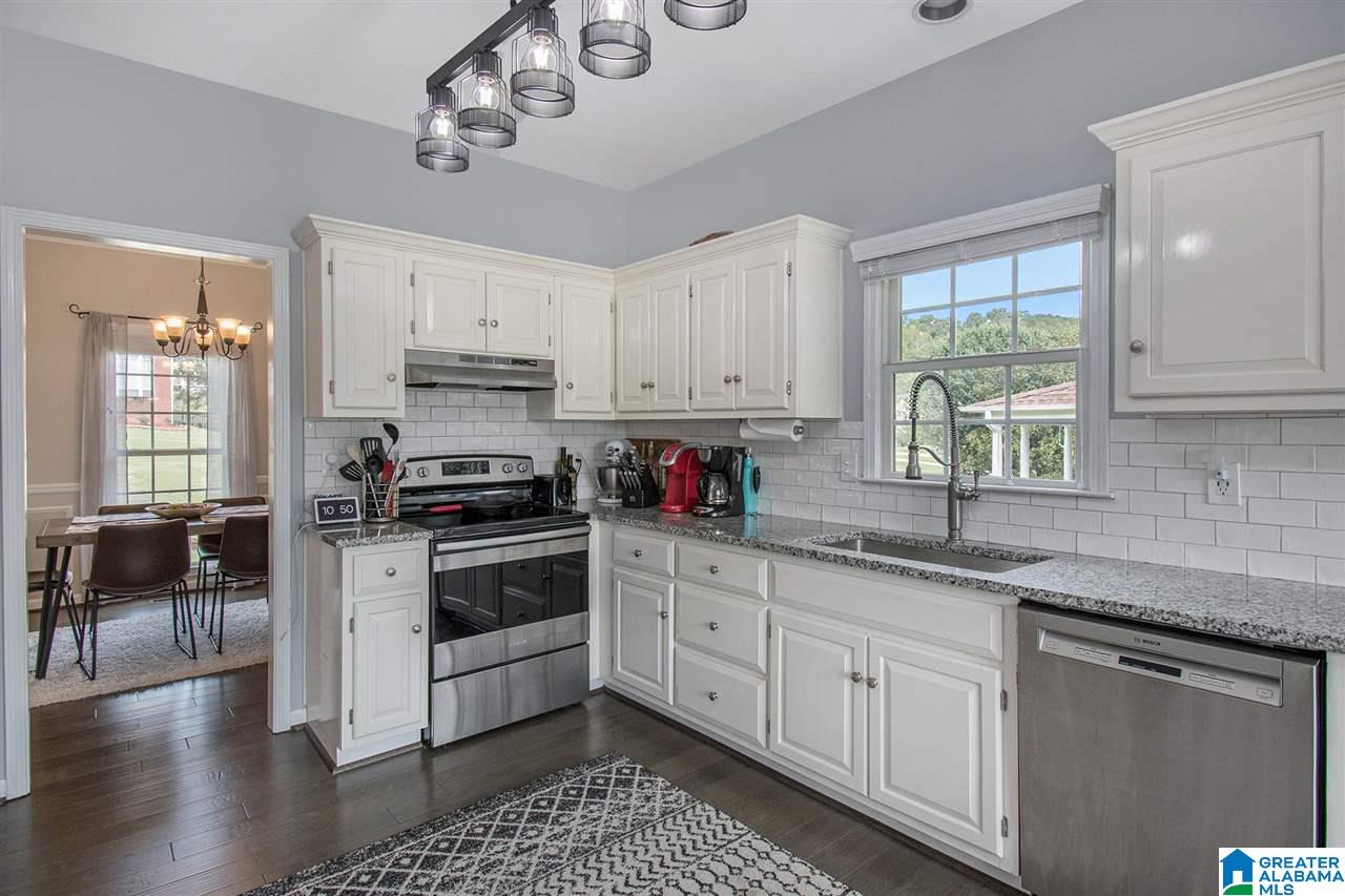 124 Heather Ridge Drive Pelham, AL 35124 - Photo 11 of 40