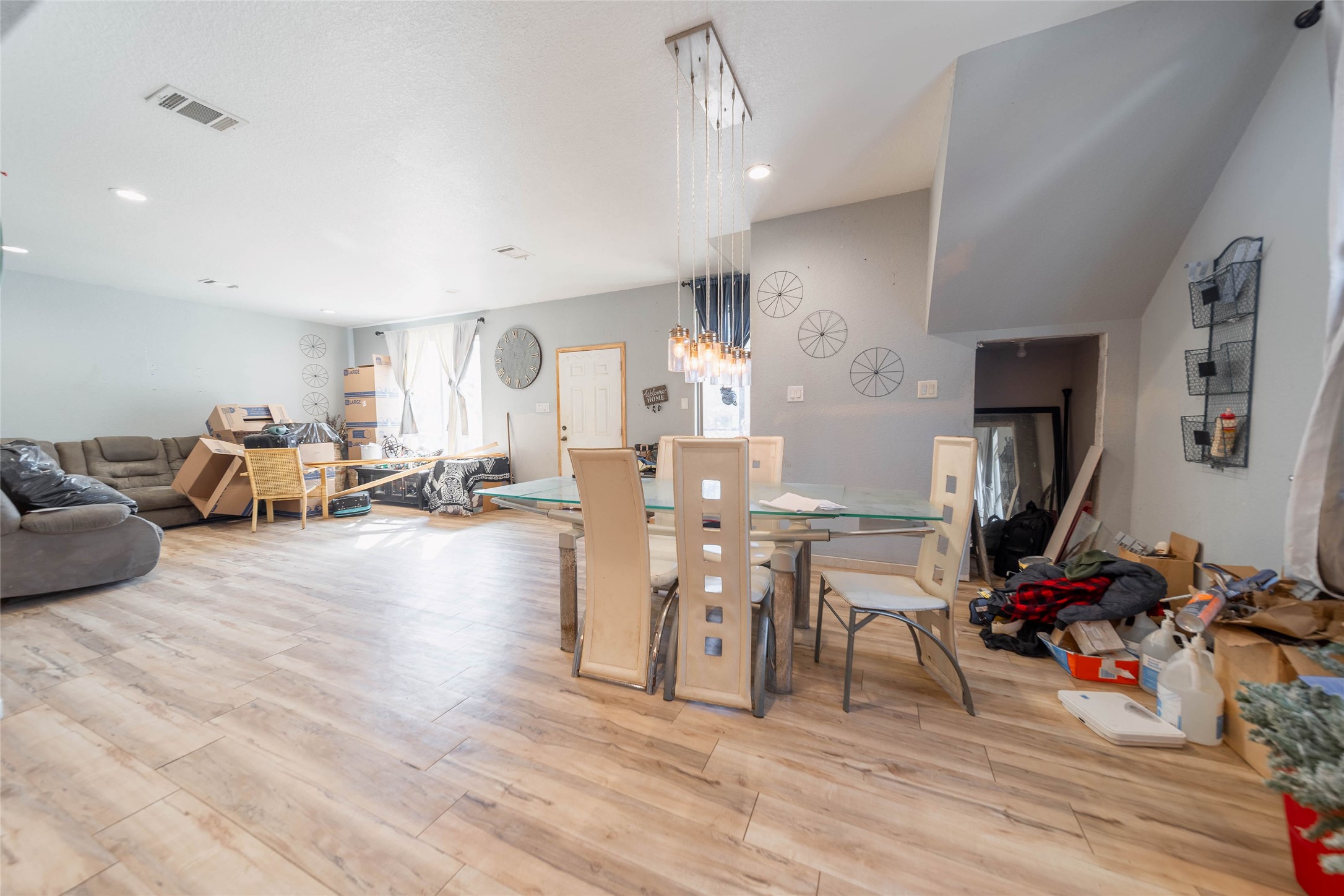 11 Seth Cleveland, TX 77328 - Photo 14 of 50 a view of a livingroom with furniture and a livingroom