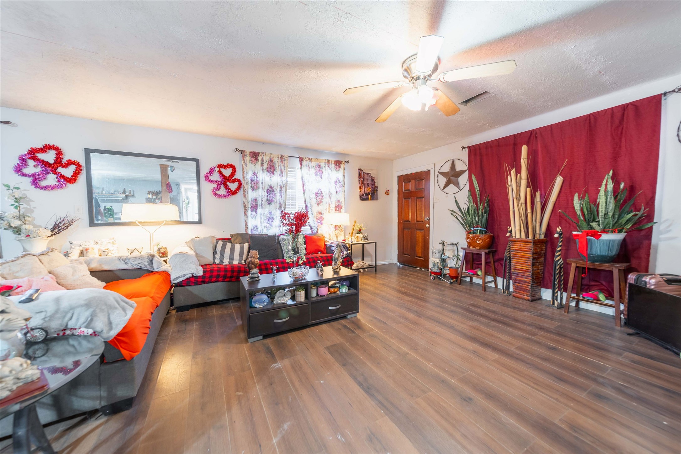 11 Seth Cleveland, TX 77328 - Photo 21 of 50 a living room with furniture and wooden floor