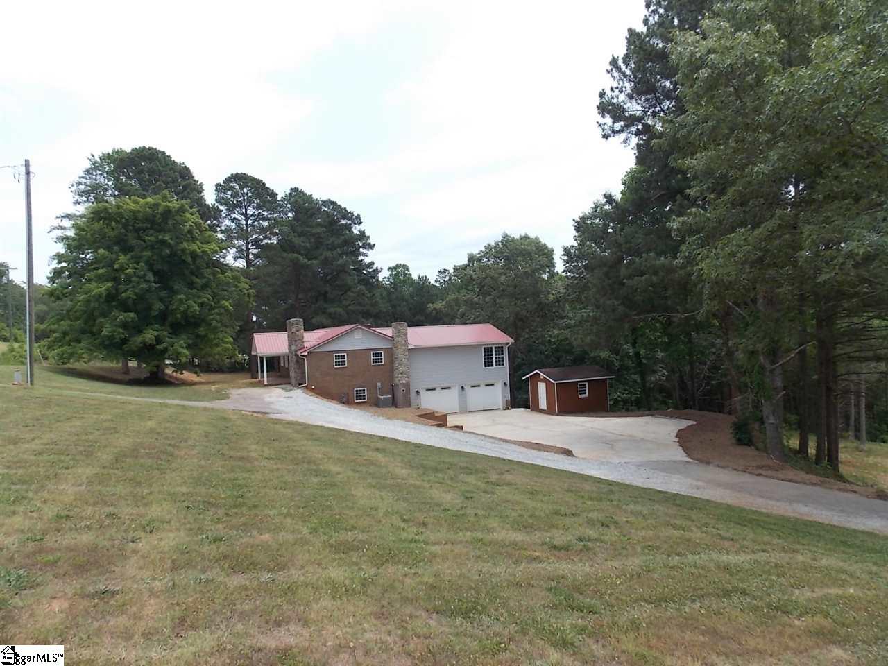 416 Old Fox Squirrel Ridge Road Pickens, SC 29671 - Photo 2 of 35
