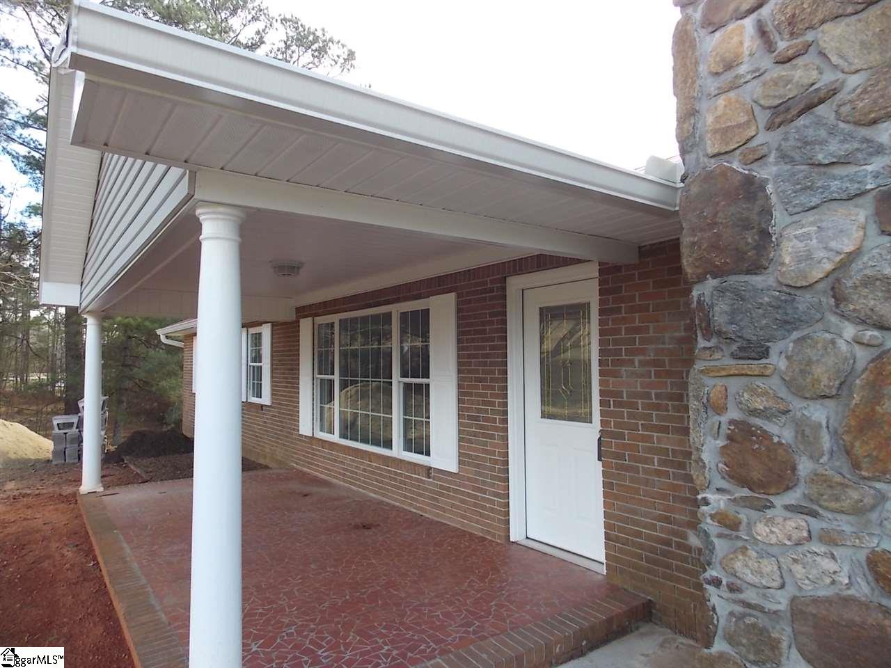 416 Old Fox Squirrel Ridge Road Pickens, SC 29671 - Photo 5 of 35