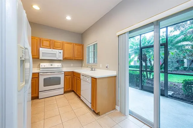 $228,000 | 267 Cape Harbour Loop, Unit 103, Bradenton, FL 34212