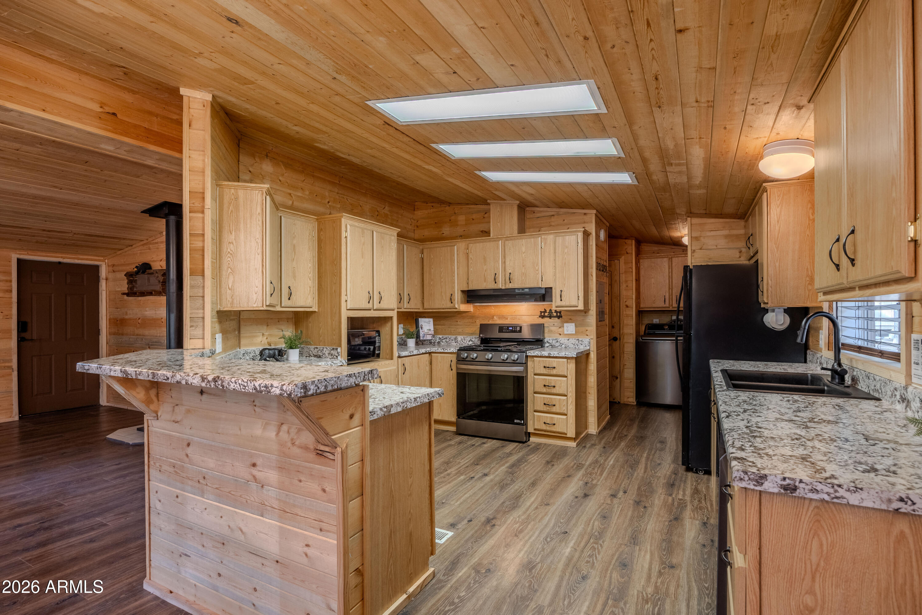 1415 Sheep Springs Road Forest Lakes, AZ 85931 - Photo 8 of 46 7R3A8925-HDR