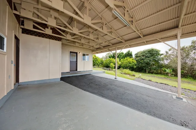 $1,900,000 | 73-1361 Kaukahoku Road, Kailua-Kona, HI 96740