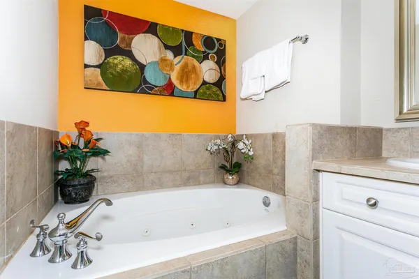 $899,000 | 2 Portofino Drive, Unit 708, Pensacola Beach, FL 32561
