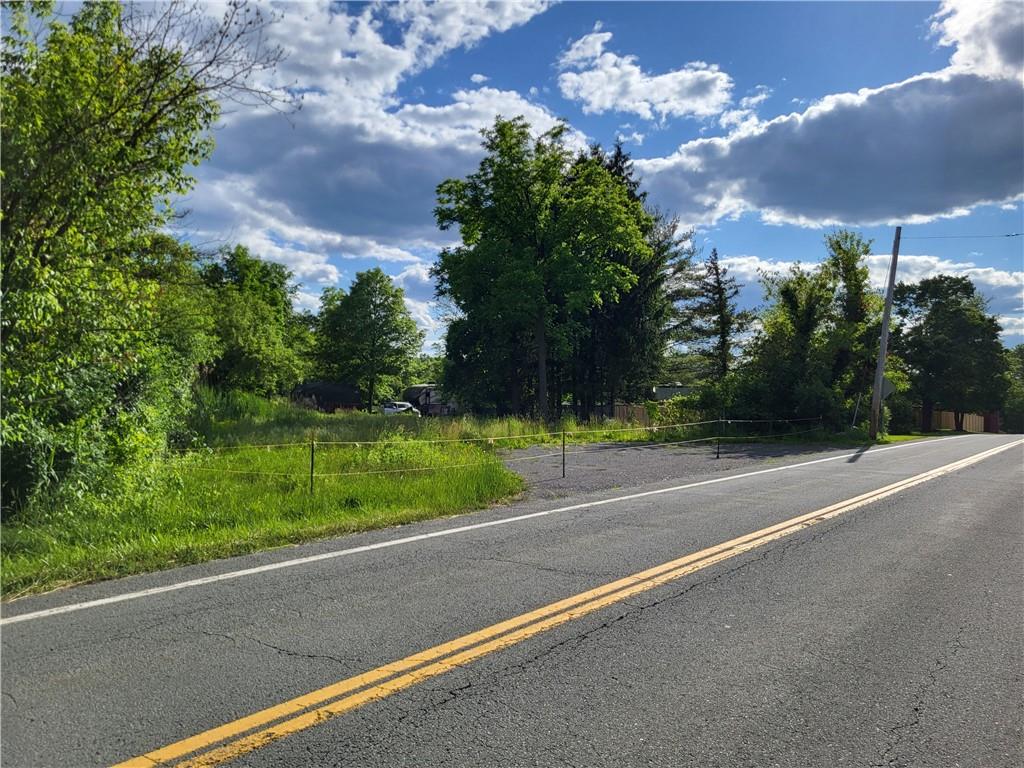 77 County Rte 56 New Hampton, NY 10958 - Photo 2 of 7