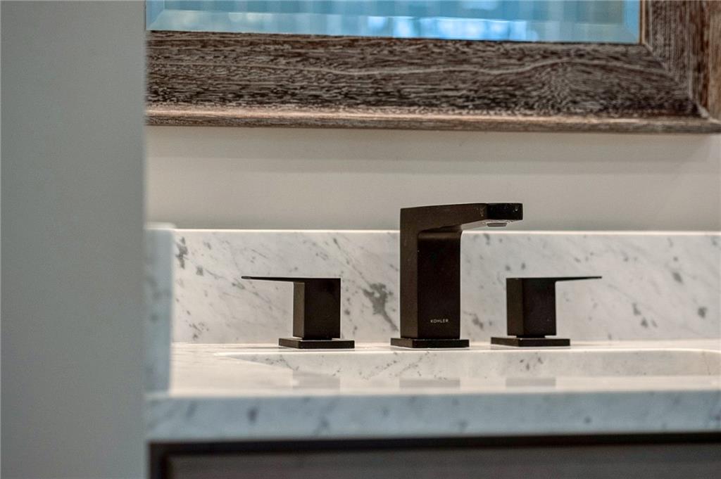 103 Ridge Line Drive Apollo, PA 15613 - Photo 38 of 39 a view of fireplace and kitchen