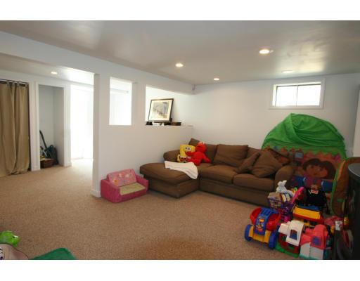 27 Alder Road Westwood, MA 02090 - Photo 13 of 14 Gallery Image 13