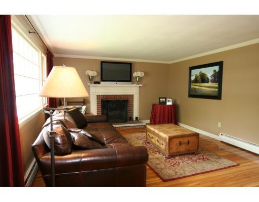 27 Alder Road Westwood, MA 02090 - Photo 8 of 14 Gallery Image 8