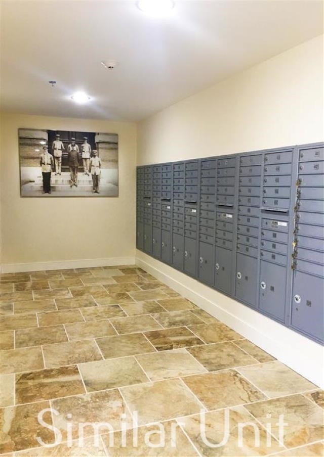 34 Franklin Street, Unit 131 Nashua, NH 03064 - Photo 27 of 34