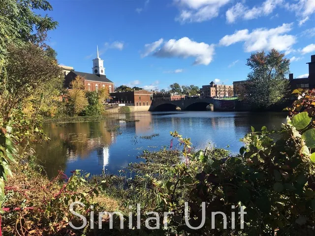 $3,370 | 34 Franklin Street, Unit 131, Nashua, NH 03064