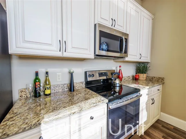 $3,370 | 34 Franklin Street, Unit 131, Nashua, NH 03064