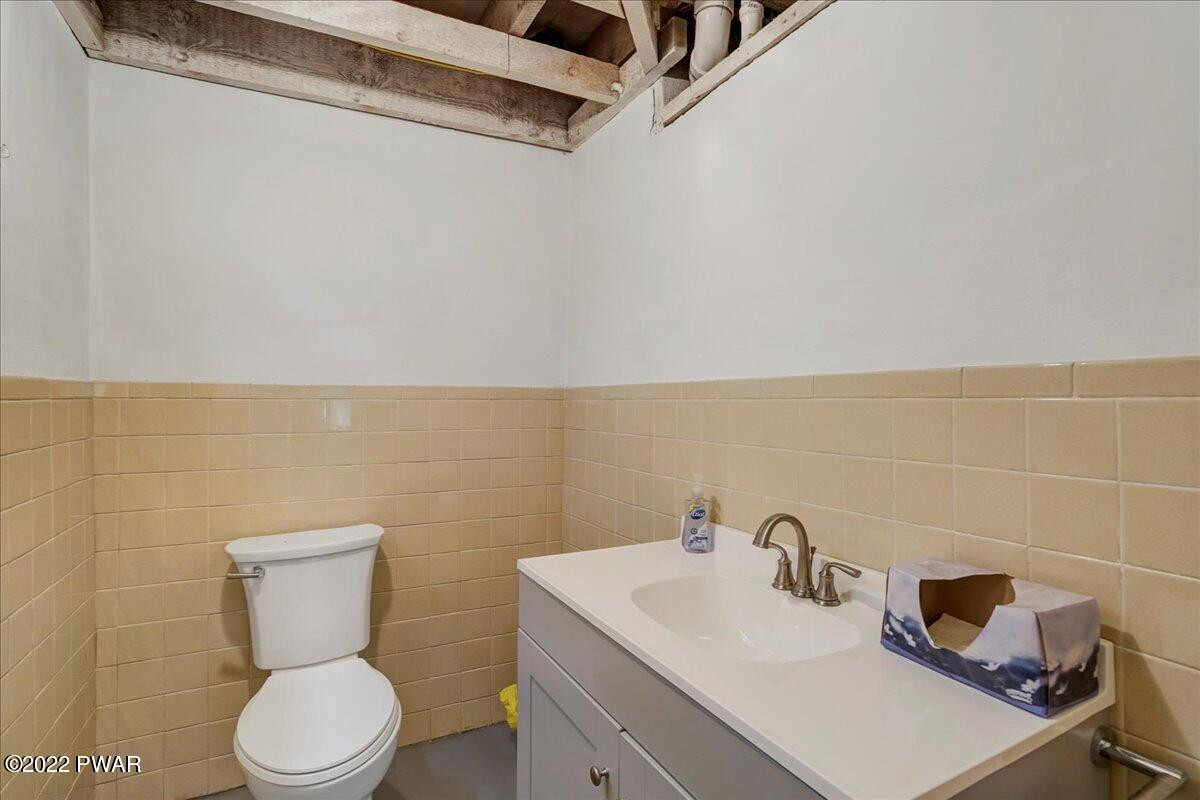 100 Lk Shr Road Shohola, PA 18458 - Photo 33 of 53