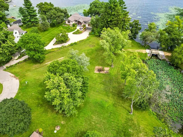 $1,150,000 | 5-22 Carol, Pardeeville, WI 53954