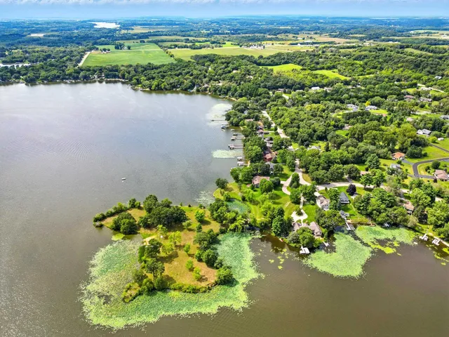 $1,150,000 | 5-22 Carol, Pardeeville, WI 53954