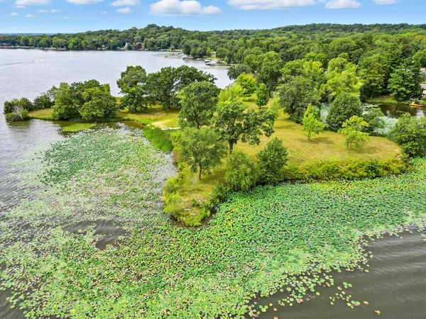 $1,095,000 | Lots 5-22 Carol, Pardeeville, WI 53954