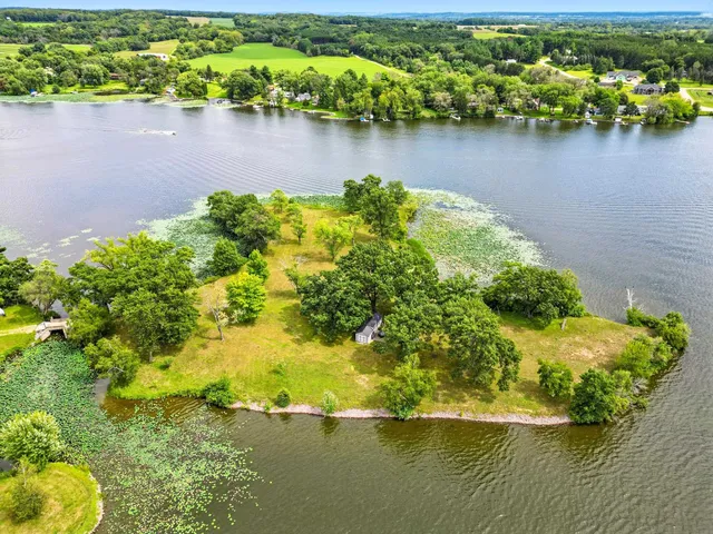 $1,150,000 | 5-22 Carol, Pardeeville, WI 53954