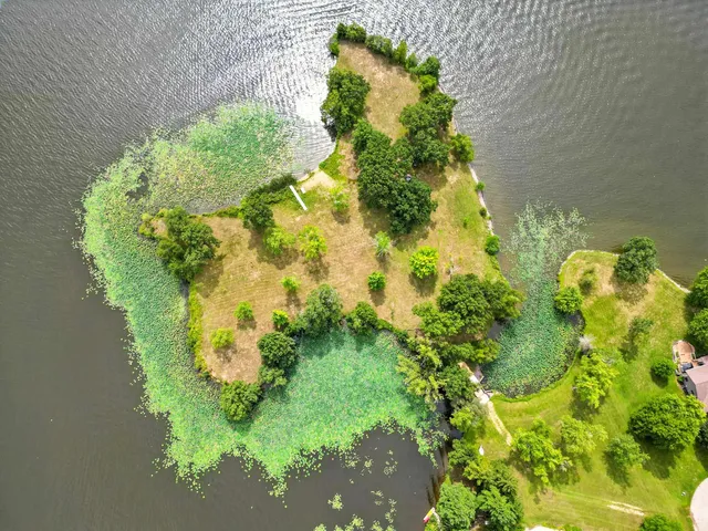 $1,150,000 | 5-22 Carol, Pardeeville, WI 53954