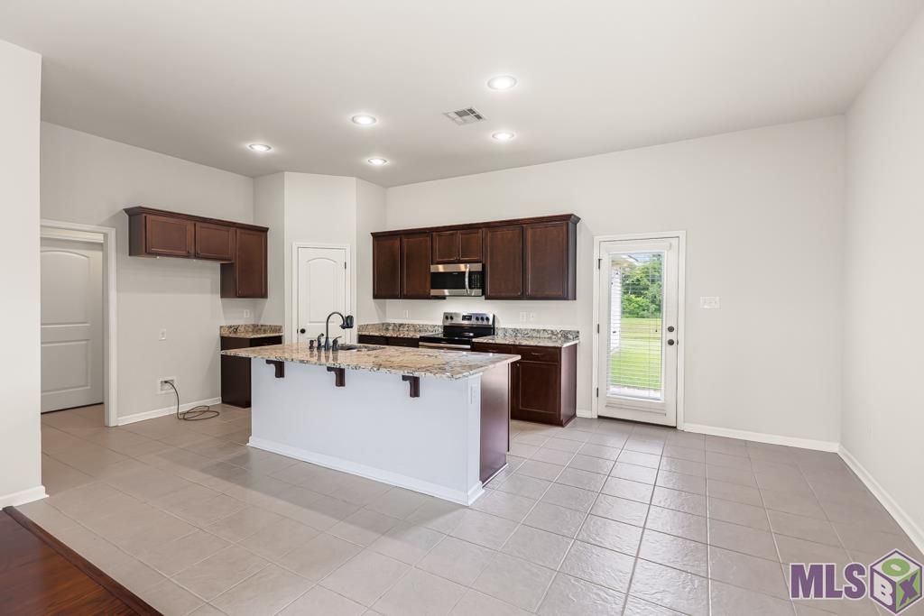 38355 Brown Road Prairieville, LA 70769 - Photo 8 of 29