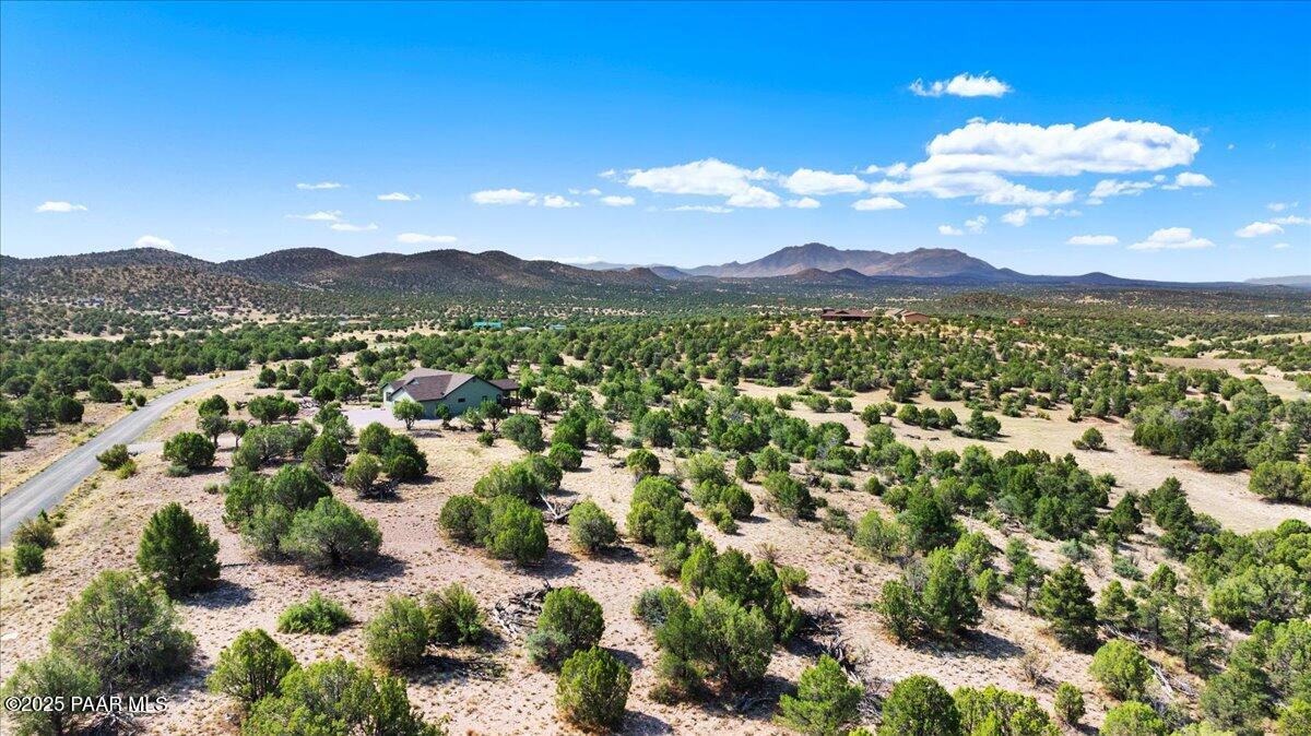 18800 Butte Pass Road Prescott, AZ 86305 - Photo 7 of 17 a view of a city with mountain