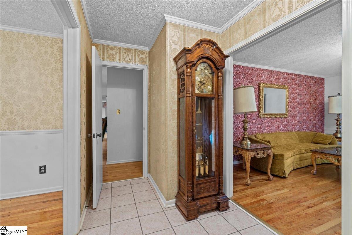 101 Lawnfield Street Mauldin, SC 29662 - Photo 8 of 44