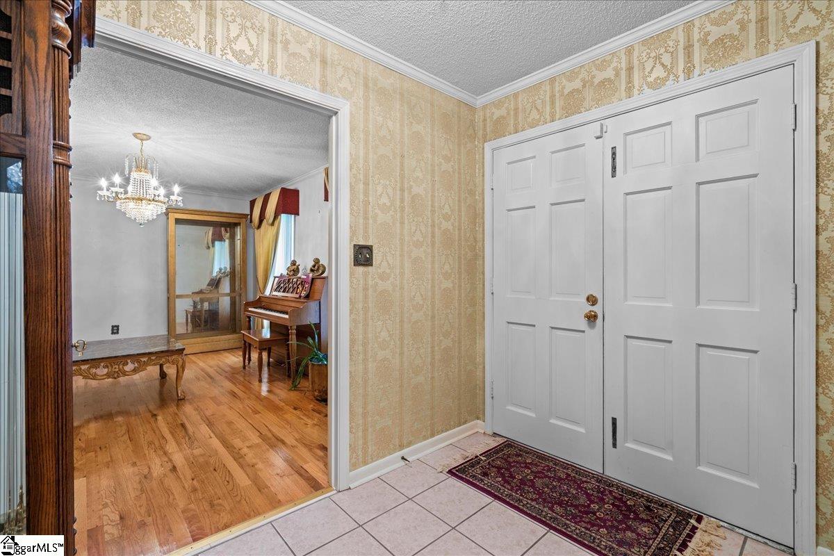 101 Lawnfield Street Mauldin, SC 29662 - Photo 9 of 44