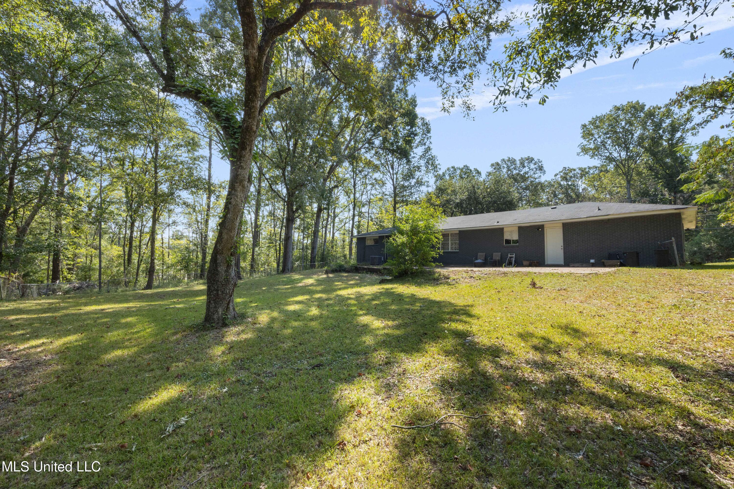 1208 Cooper Road Jackson, MS 39212 - Photo 4 of 5 EOSR9948