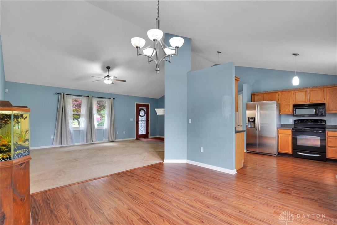 720 Beachler Road Carlisle, OH 45005 - Photo 10 of 36 Gallery Image 10