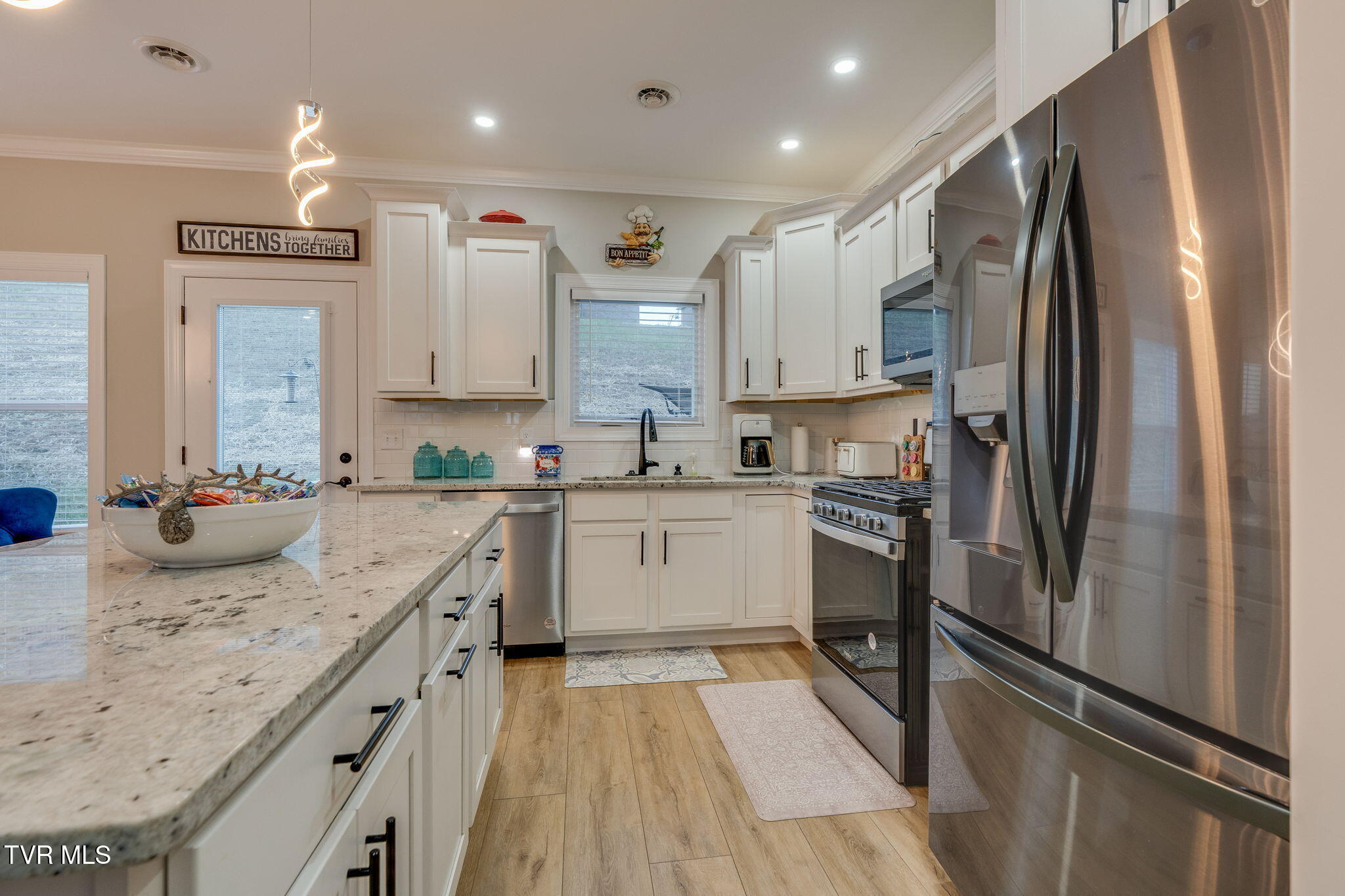 226 Quiet Stroll Lane Gray, TN 37615 - Photo 12 of 39 011