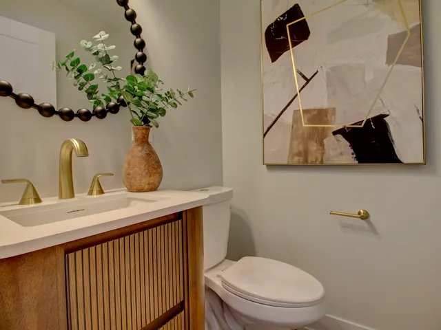 $799,900 | 6225 Western Avenue, Willowbrook, IL 60527