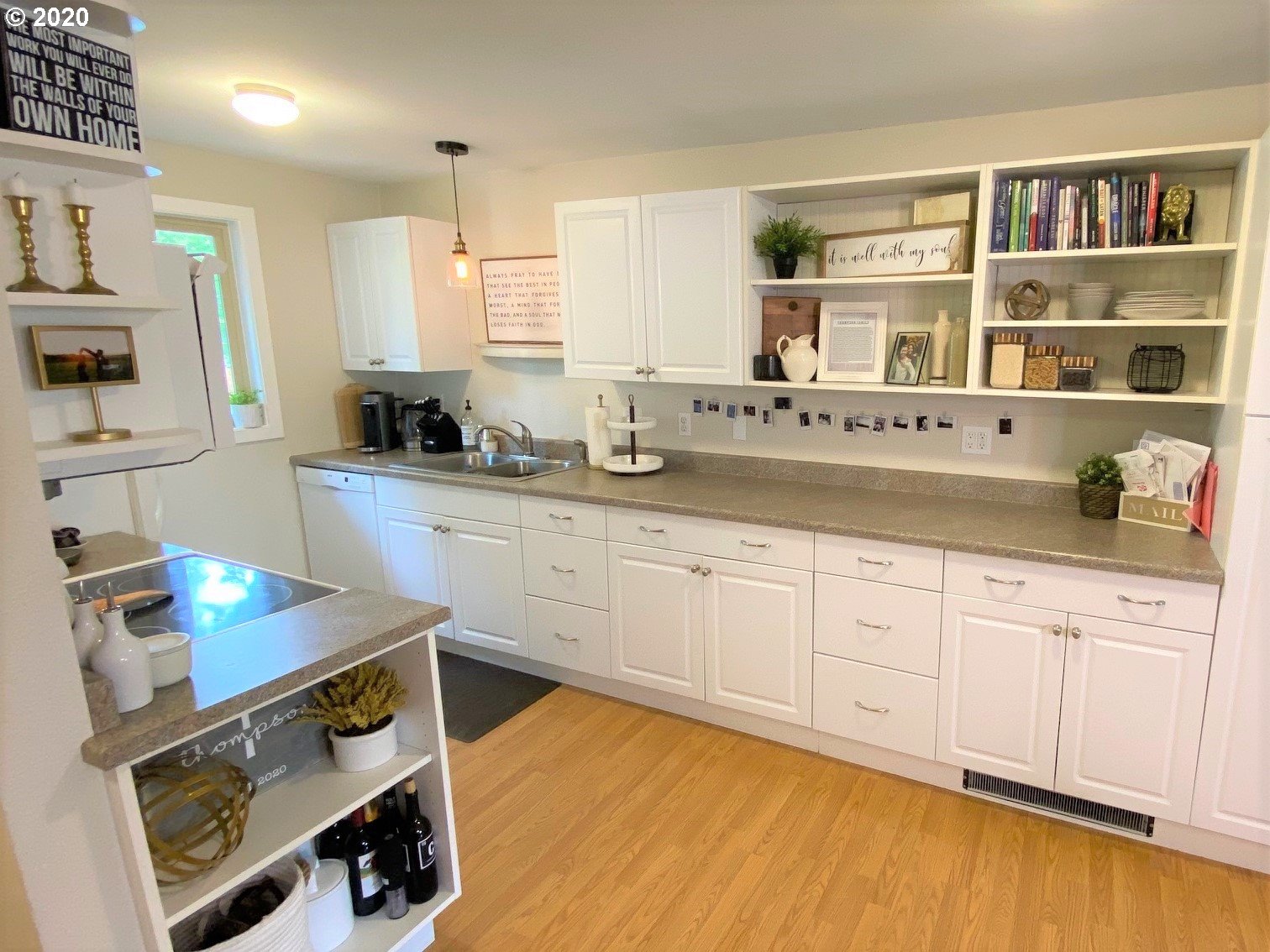 12616 Northwest Barnes Road, Unit 1 Portland, OR 97229 - Photo 2 of 32 Gallery Image 2