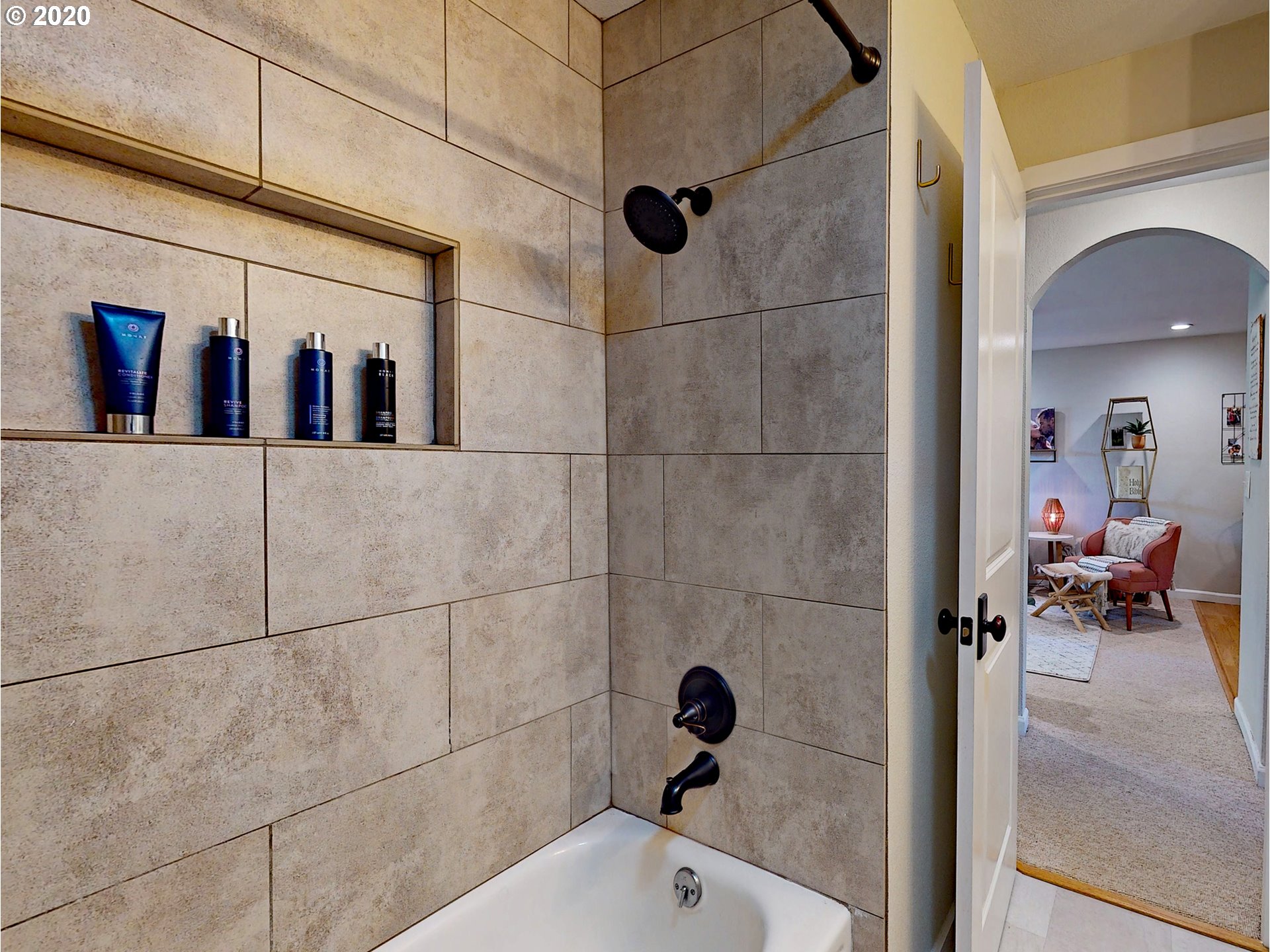12616 Northwest Barnes Road, Unit 1 Portland, OR 97229 - Photo 13 of 32 Gallery Image 13