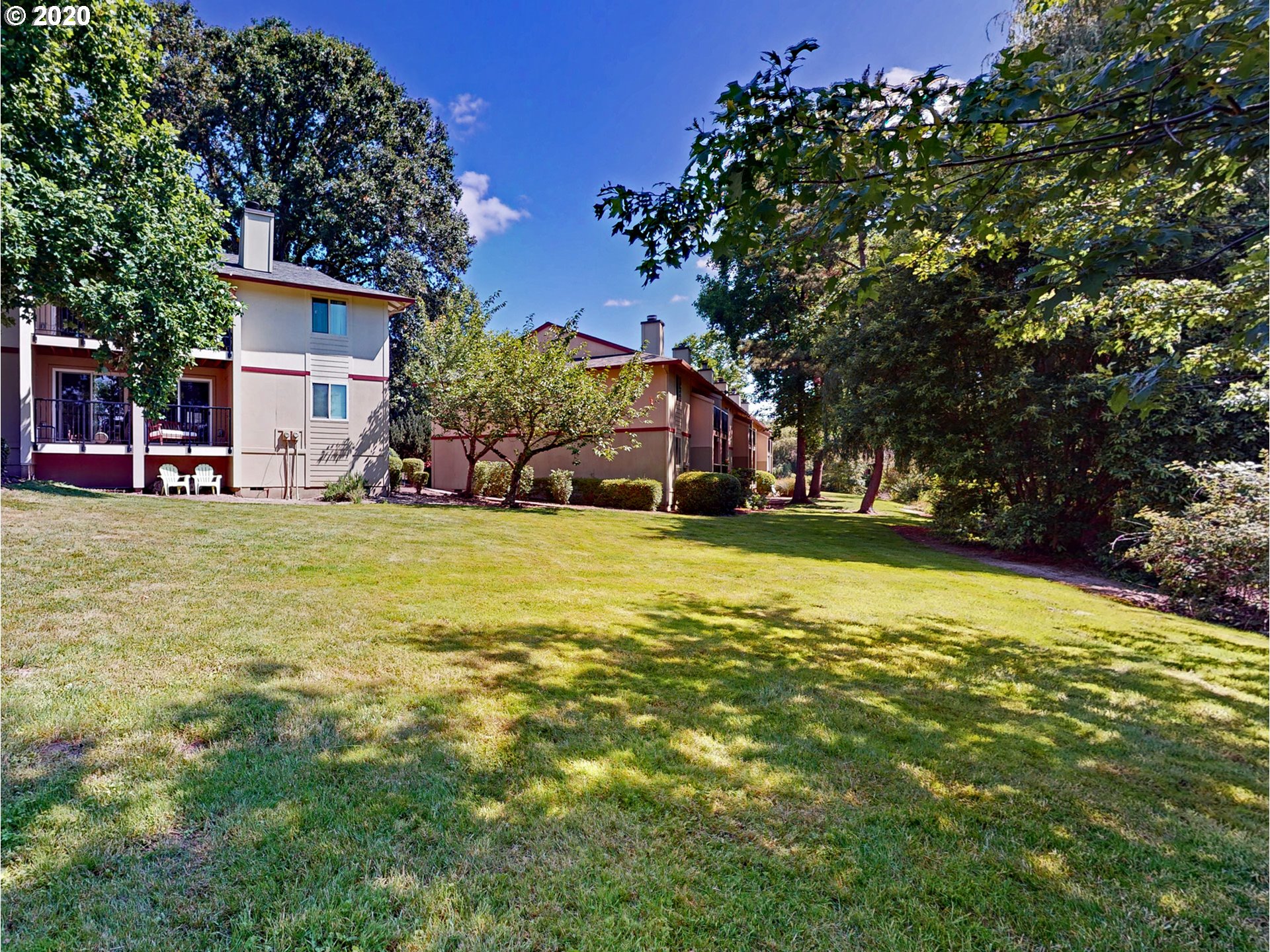 12616 Northwest Barnes Road, Unit 1 Portland, OR 97229 - Photo 24 of 32 Gallery Image 24