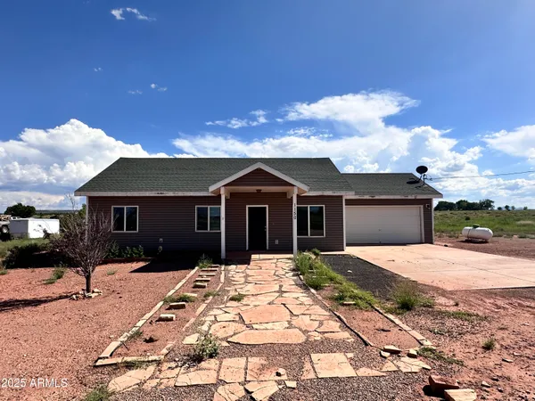 $234,900 | 1150 South 30th Street South, St. Johns, AZ 85936