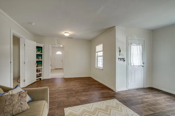 $2,300 | 4615 Ribbecke Avenue, Austin, TX 78721