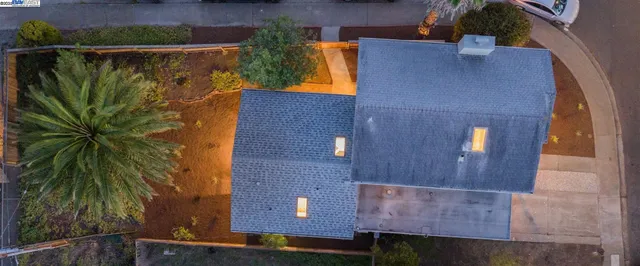 $1,298,000 | 121 Beachview Avenue, Pacifica, CA 94044