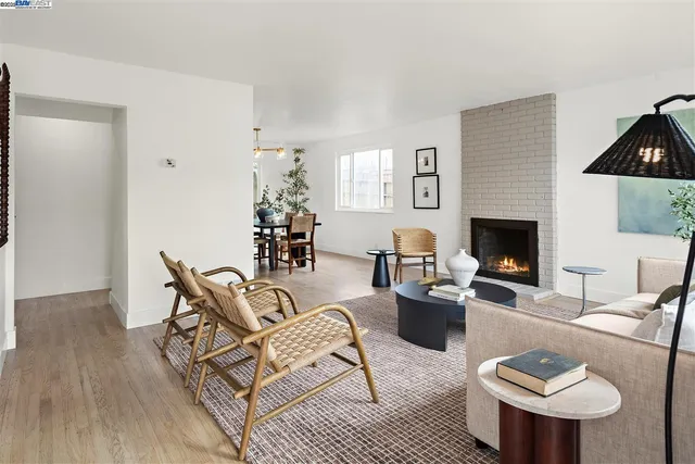 $1,298,000 | 121 Beachview Avenue, Pacifica, CA 94044