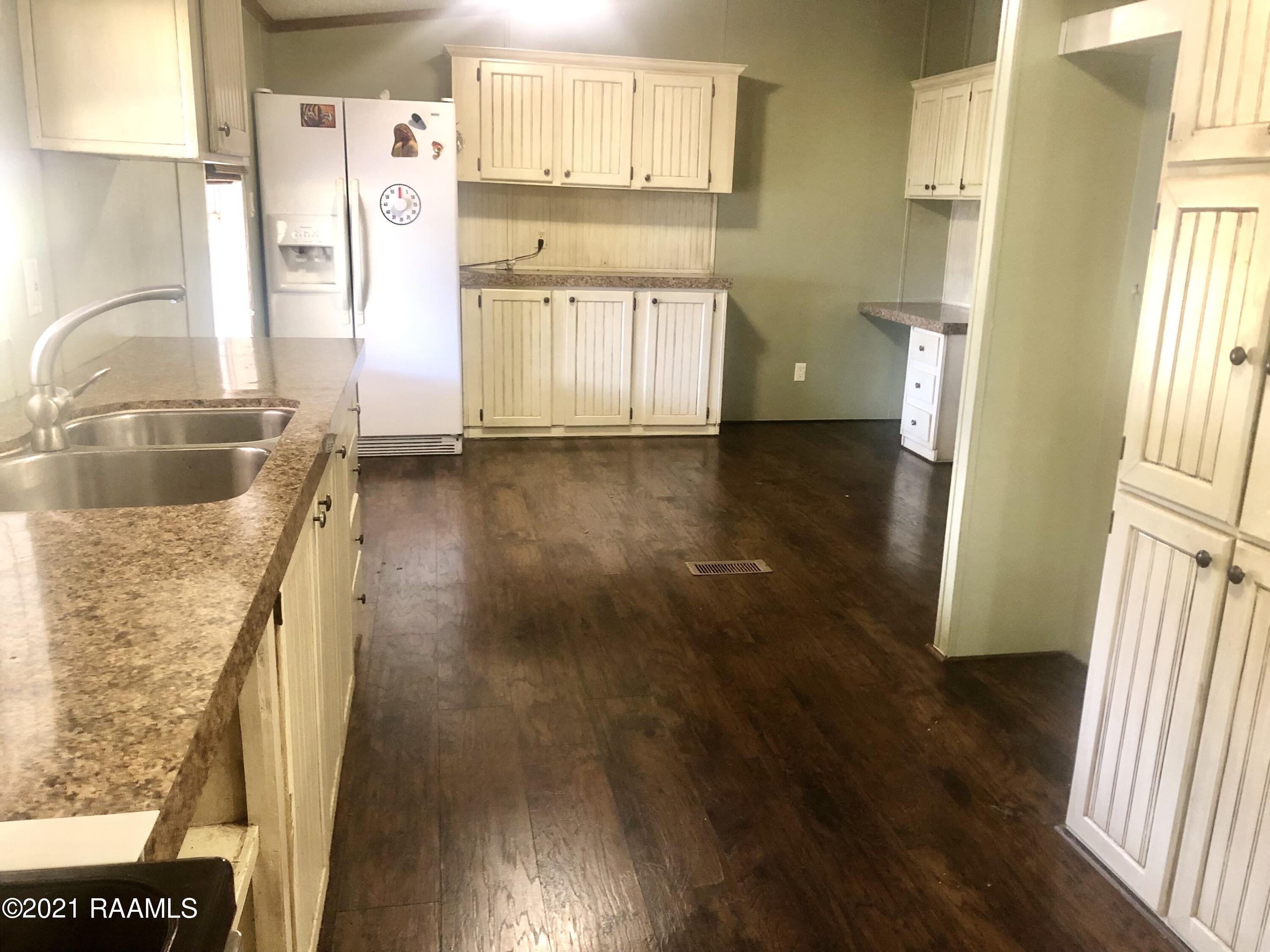 1524 River Road Berwick, LA 70342 - Photo 8 of 14 IMG-1001