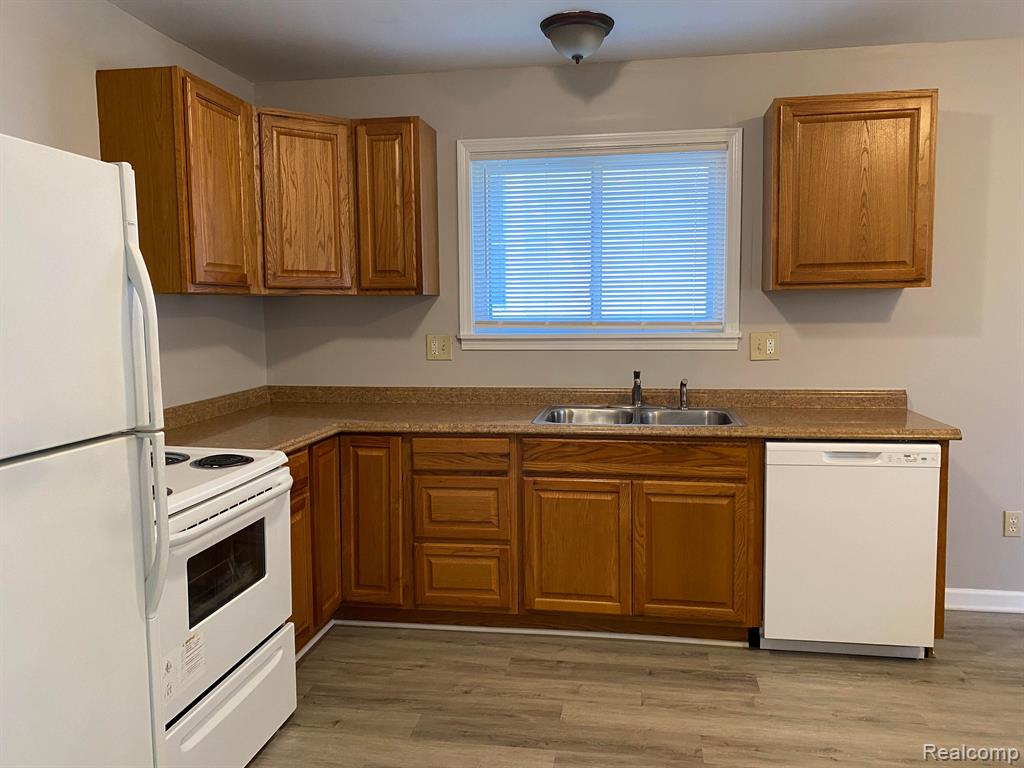 1116 Vester Street Ferndale, MI 48220 - Photo 3 of 12