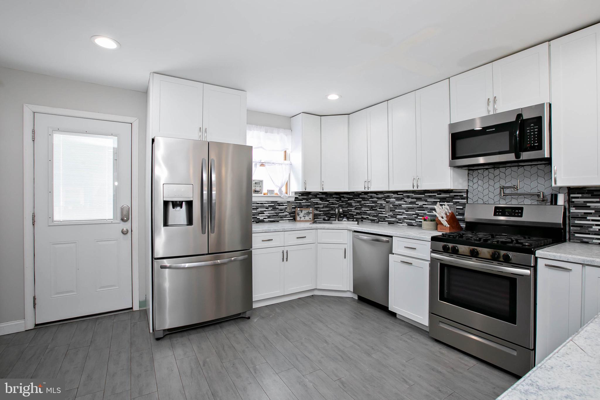 107 Oxford Road Cinnaminson, NJ 08077 - Photo 20 of 32 Gallery Image 20