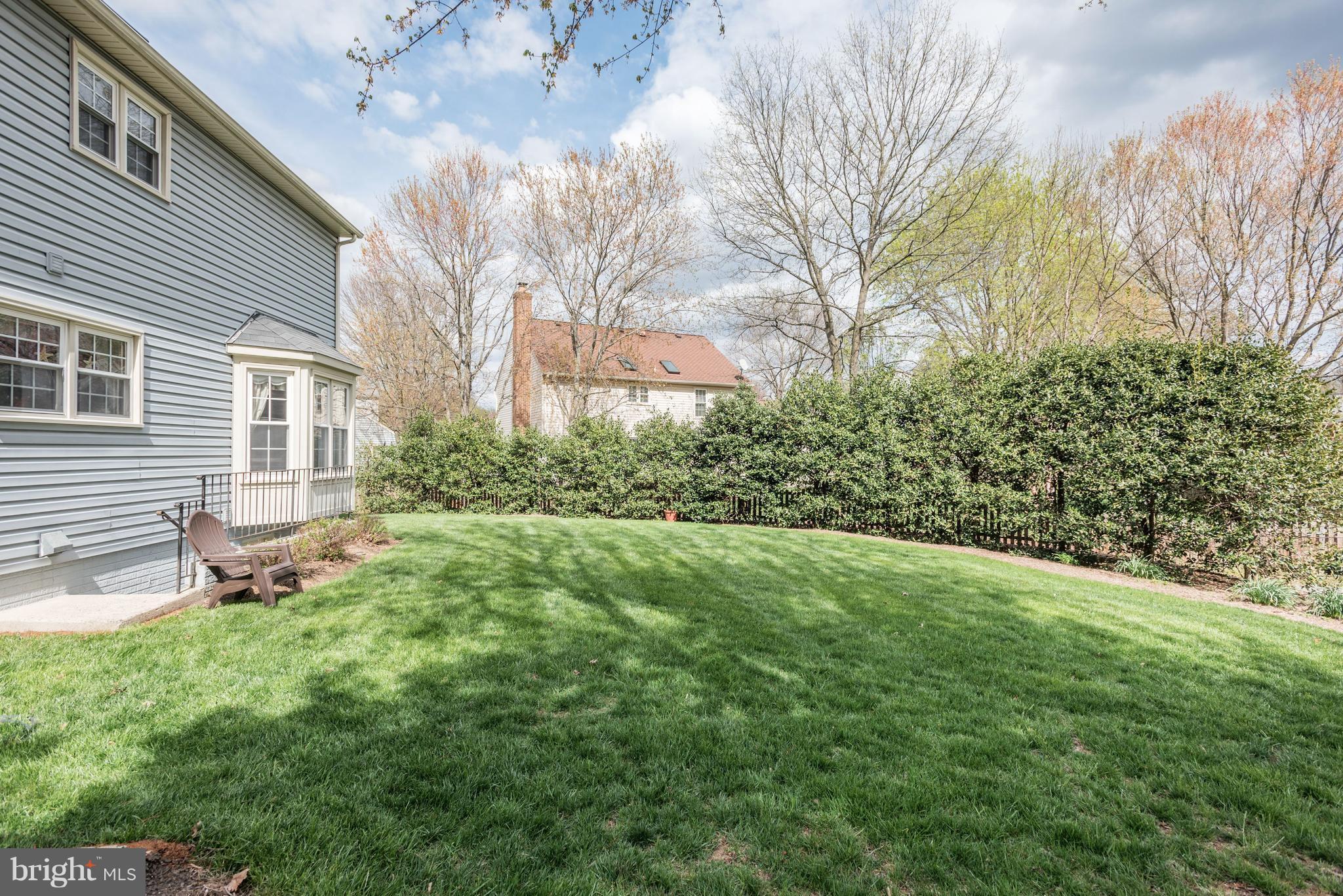 14 Rutledge Court Sterling, VA 20165 - Photo 30 of 30 Exterior (Rear)