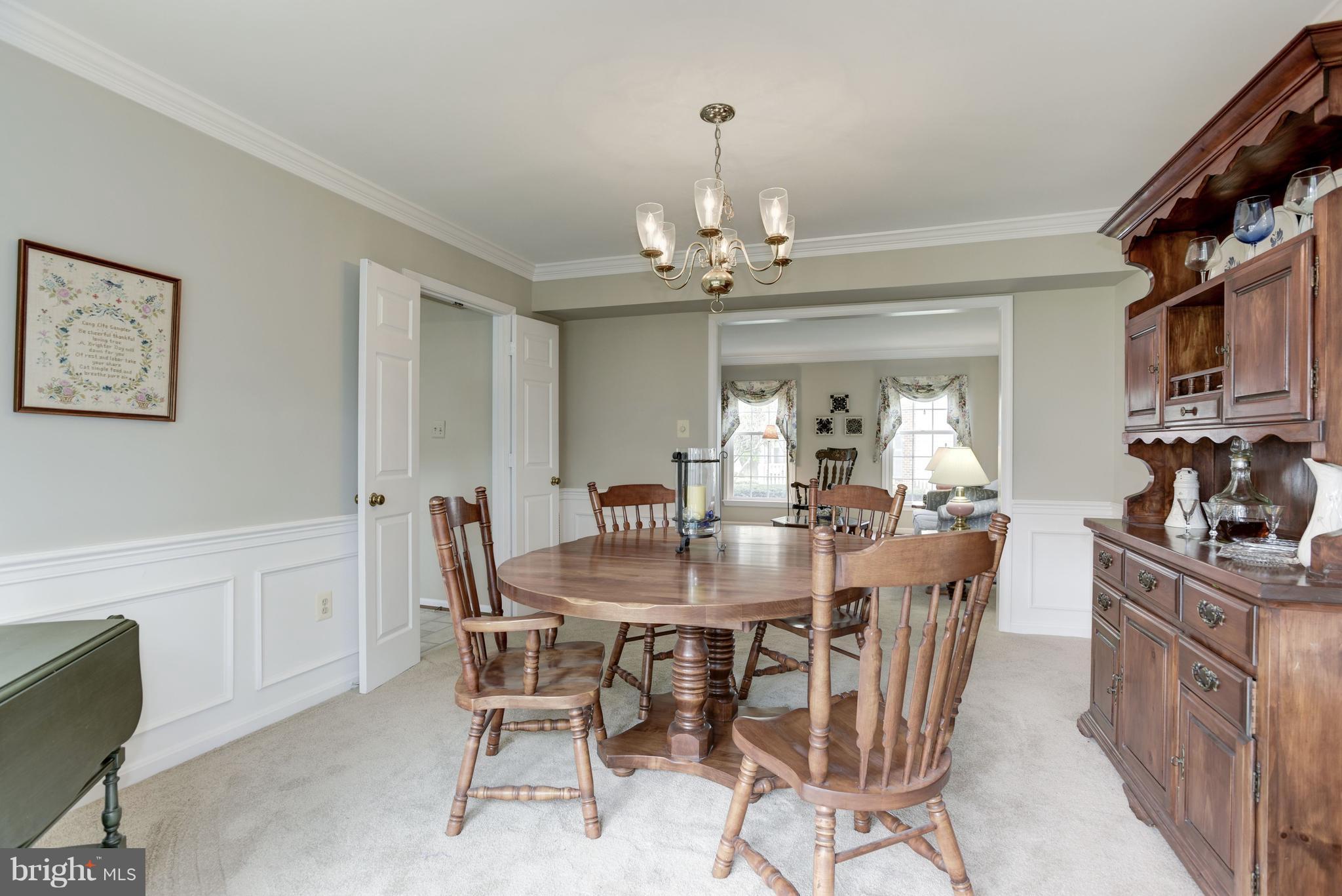 14 Rutledge Court Sterling, VA 20165 - Photo 7 of 30 Dining Room