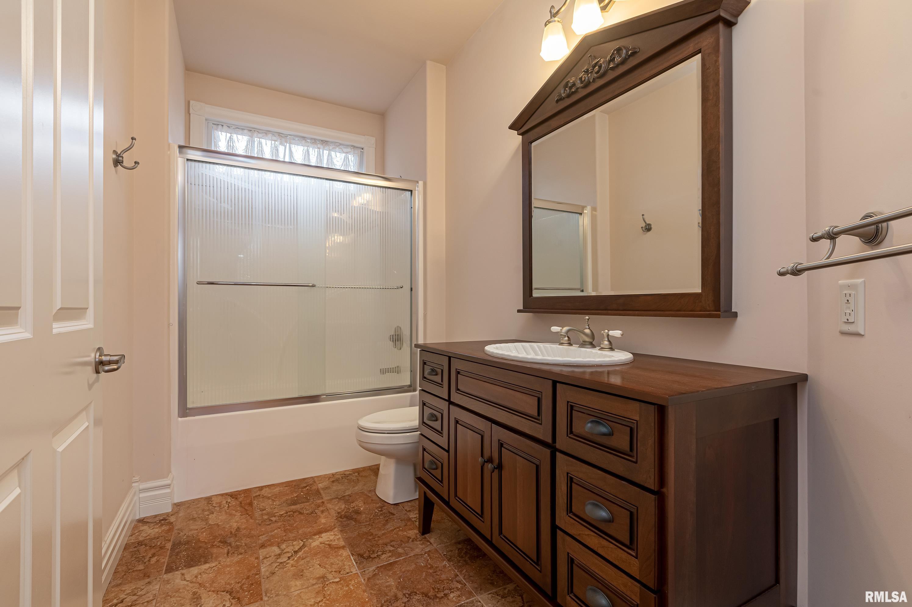305 Twin Lakes Road Carterville, IL 62918 - Photo 31 of 45 Gallery Image 31